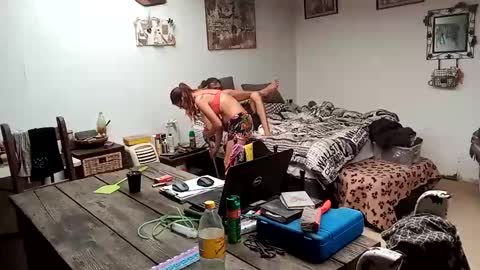 Nix  D online show from December 22, 2025, 8:00 am