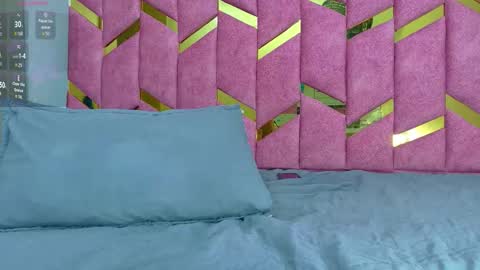 Valentina  online show from January 8, 2026, 11:45 am