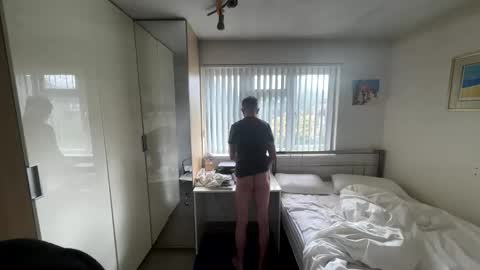 Hornylondon online show from September 15, 2025, 10:26 am