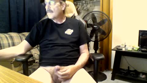 hornymanwi online show from July 22, 2026, 12:30 pm