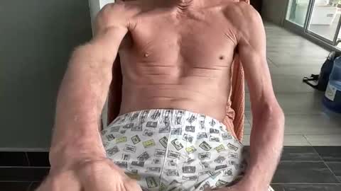 Snapshot of hornyrippa chatting on November 30, 2025, 3:10 am Hornyrippa online show from November 30, 2025, 3:10 am