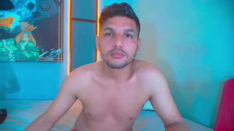 hornyshow1 online show from March 28, 2026, 11:54 am