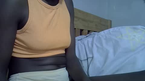 Snapshot of hornysoul02 chatting on April 1, 2026, 4:57 am hornysoul02 online show from April 1, 2026, 4:57 am