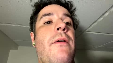 Snapshot of hornytony8 chatting on October 3, 2025, 5:59 am HornyTony online show from October 3, 2025, 5:59 am