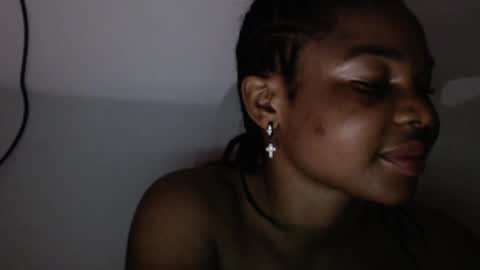 hornyxbum online show from May 17, 2026, 12:30 am