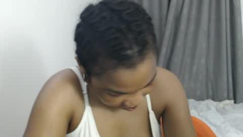 hornyxbum online show from May 29, 2026, 2:20 am