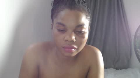 hornyxbum online show from July 26, 2026, 7:10 pm