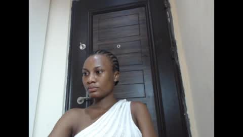 hornyxmamacita online show from April 17, 2026, 11:19 pm
