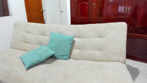 ronald and victoria online show from December 24, 2024, 12:44 am