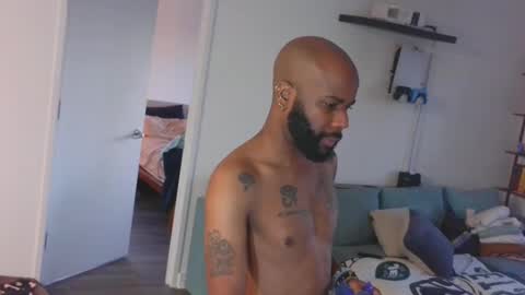 Snapshot of horus00 chatting on November 17, 2025, 11:38 am Horus00 online show from November 17, 2025, 11:38 am