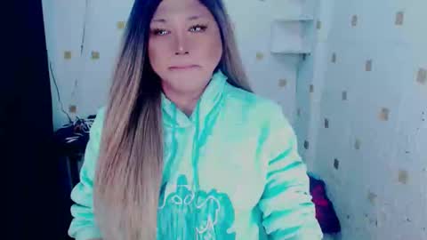 Snapshot of hosersecockselfsucker chatting on January 10, 2025, 5:26 am YOUR MAJESTY LUCY PEARL online show from January 10, 2025, 5:26 am