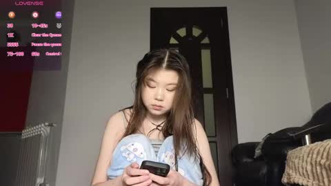 hosina_sayeri online show from May 4, 2026, 11:34 pm