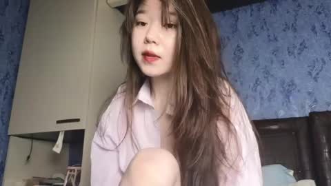 hosina_sayeri online show from June 8, 2026, 12:05 pm
