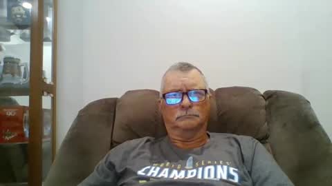 hot4tightholes online show from November 19, 2025, 2:39 pm