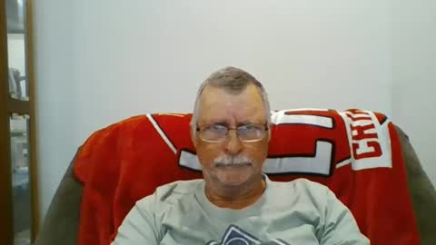 hot4tightholes online show from May 4, 2026, 1:29 pm