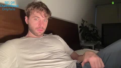 Edward aka Wolf online show from January 13, 2026, 9:42 pm