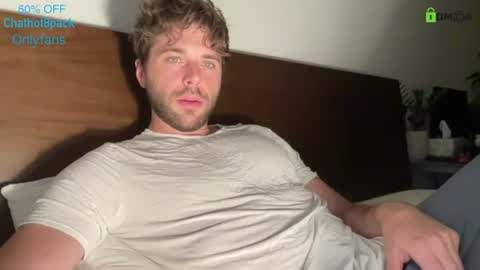 Edward aka Wolf online show from August 10, 2026, 2:37 am
