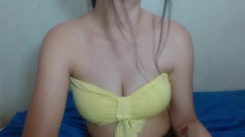 Snapshot of hot_and_complacent_latin chatting on December 18, 2025, 8:15 pm hot_and_complacent_latin online show from December 18, 2025, 8:15 pm