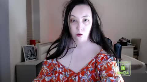 Lila online show from April 15, 2026, 8:20 pm