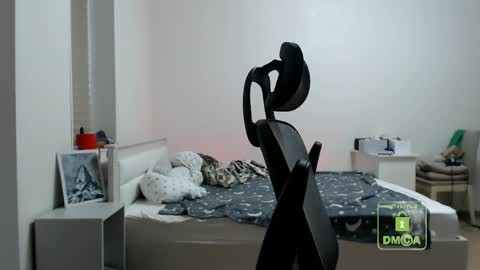 Lila online show from May 10, 2026, 10:15 pm