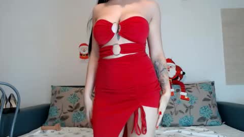 Sarah online show from December 22, 2025, 8:17 pm