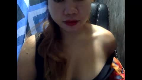 Snapshot of hot_april214 chatting on October 27, 2025, 12:26 am hot_april214 online show from October 27, 2025, 12:26 am