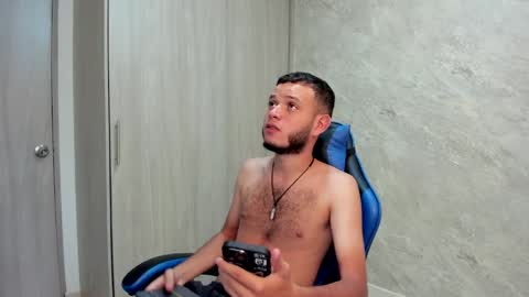 hot bad boy69 online show from April 27, 2026, 7:56 pm