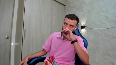 hot bad boy69 online show from June 24, 2026, 9:14 pm