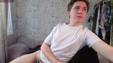 Snapshot of hot_boy_oscar chatting on November 22, 2025, 12:04 pm Oscar online show from November 22, 2025, 12:04 pm