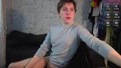 Snapshot of hot_boy_oscar chatting on December 4, 2025, 11:08 am Oscar online show from December 4, 2025, 11:08 am