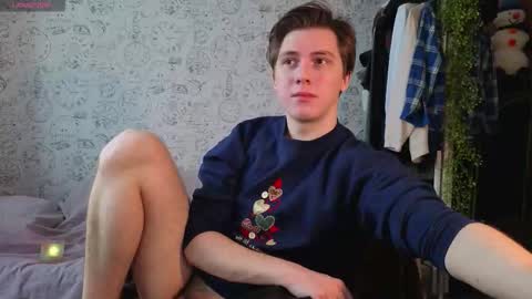 Snapshot of hot_boy_oscar chatting on December 14, 2025, 11:15 am Oscar online show from December 14, 2025, 11:15 am