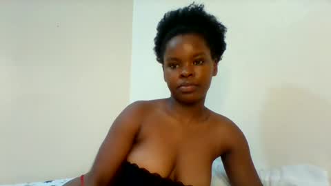 sweet cammy online show from June 18, 2026, 1:06 am