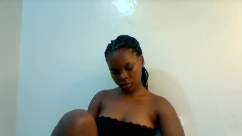 sweet cammy online show from June 22, 2026, 4:53 am