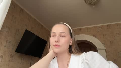 Snapshot of hot_chance_ chatting on May 9, 2026, 9:03 am hot_chance_ online show from May 9, 2026, 9:03 am