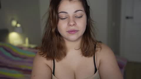 Snapshot of hot_chill__ chatting on January 21, 2025, 6:45 pm LiluCaroline online show from January 21, 2025, 6:45 pm