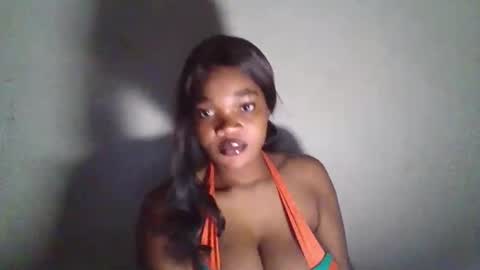 Snapshot of hot_choccoolate chatting on May 27, 2026, 12:40 am Zarah online show from May 27, 2026, 12:40 am