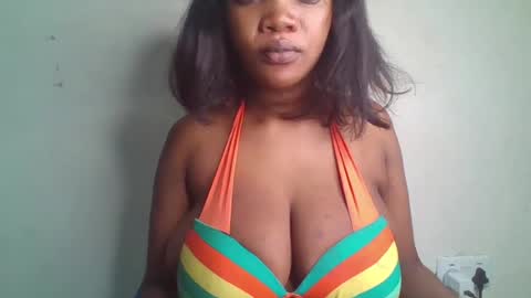 Snapshot of hot_choccoolate chatting on July 13, 2026, 5:49 pm Zarah online show from July 13, 2026, 5:49 pm