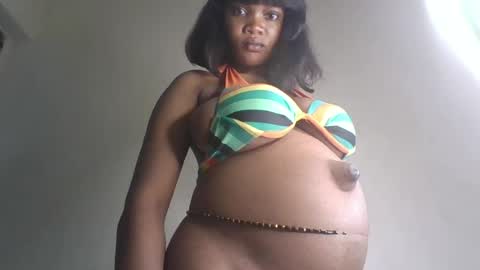 Snapshot of hot_choccoolate chatting on July 15, 2026, 10:37 pm Zarah online show from July 15, 2026, 10:37 pm