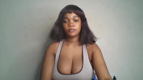 Snapshot of hot_choccoolate chatting on July 18, 2026, 10:46 pm Zarah online show from July 18, 2026, 10:46 pm