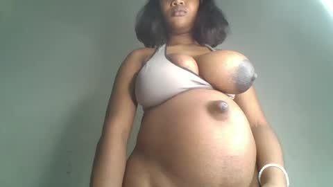 Snapshot of hot_choccoolate chatting on July 19, 2026, 10:52 am Zarah online show from July 19, 2026, 10:52 am