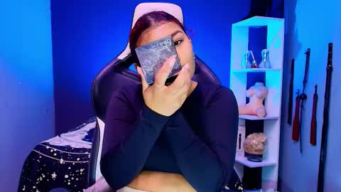 hot chocolate 4u online show from September 17, 2025, 12:18 pm