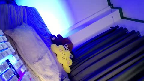 its me CLAUDIA online show from January 19, 2025, 1:12 pm