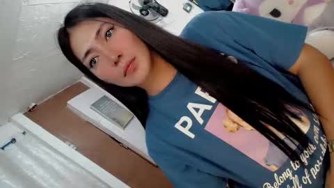 Snapshot of hot_claudia69 chatting on April 11, 2026, 1:59 pm its me CLAUDIA online show from April 11, 2026, 1:59 pm