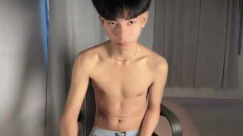 Snapshot of hot_cuteboy02 chatting on January 18, 2026, 3:32 am Kim online show from January 18, 2026, 3:32 am