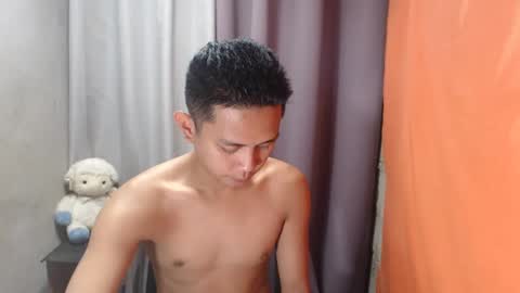 hot_dave69 online show from February 3, 2025, 5:03 pm