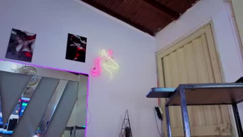 Snapshot of hot_destinyk chatting on June 10, 2026, 9:25 pm destinyk online show from June 10, 2026, 9:25 pm