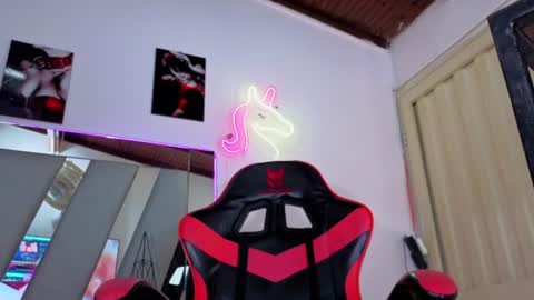 destinyk online show from June 21, 2026, 8:55 pm