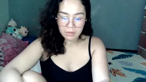Snapshot of hot_emma1112 chatting on July 19, 2026, 1:42 am hot_emma1112 online show from July 19, 2026, 1:42 am