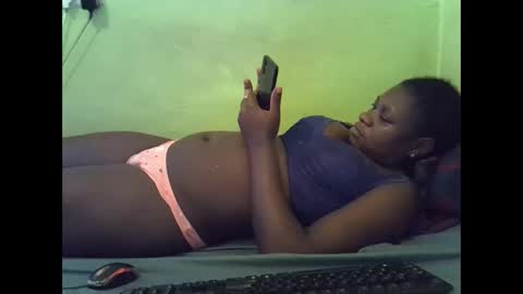 Snapshot of hot_girlly chatting on November 13, 2025, 2:38 pm hot_girlly online show from November 13, 2025, 2:38 pm