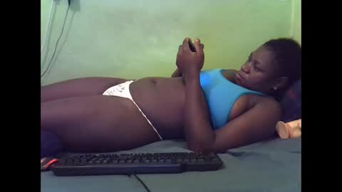 Snapshot of hot_girlly chatting on November 15, 2025, 3:26 am hot_girlly online show from November 15, 2025, 3:26 am